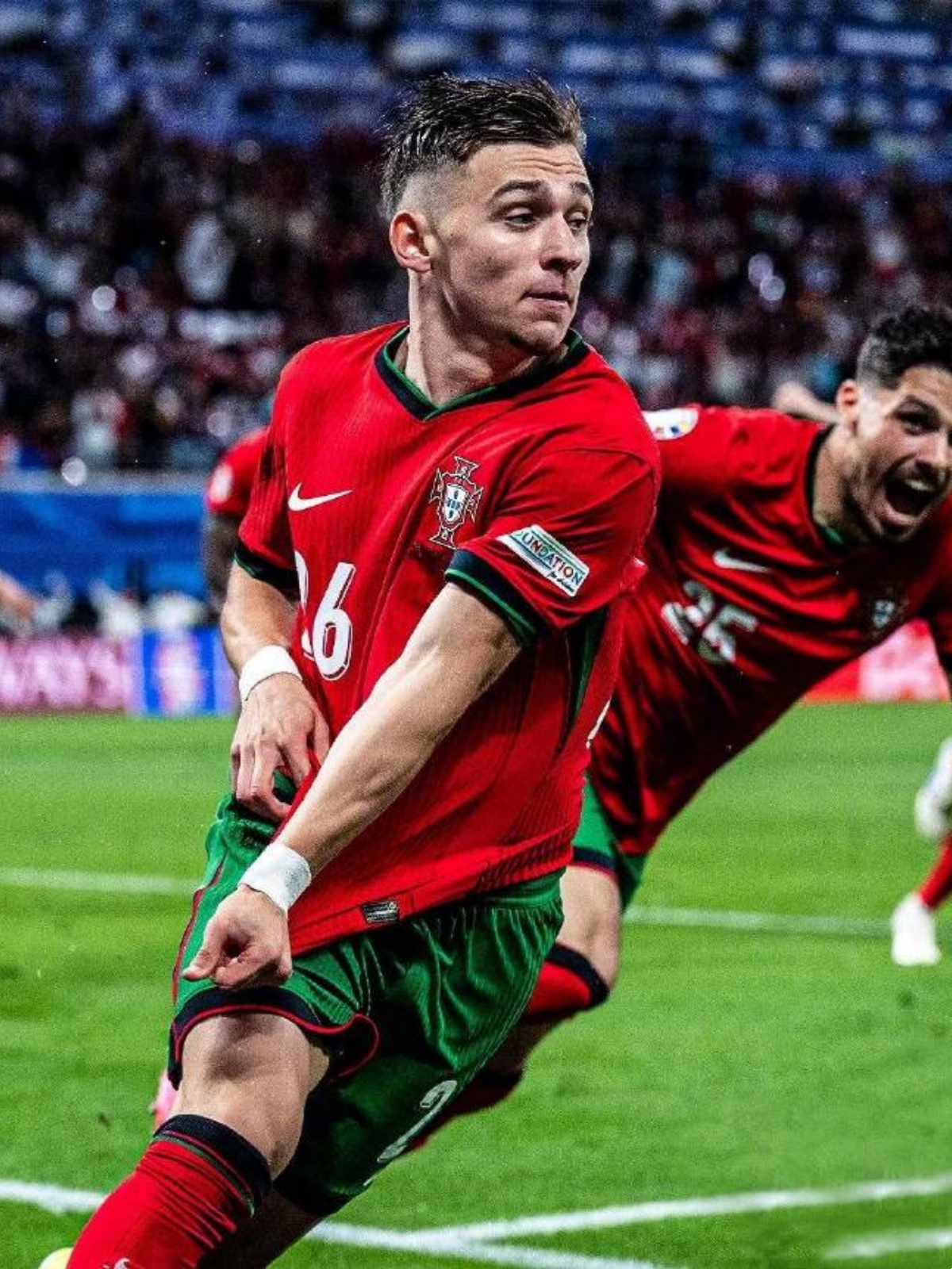 葡萄牙队在比赛中克服重重困难，最终以火热的实力取得了一场精彩绝伦的胜利