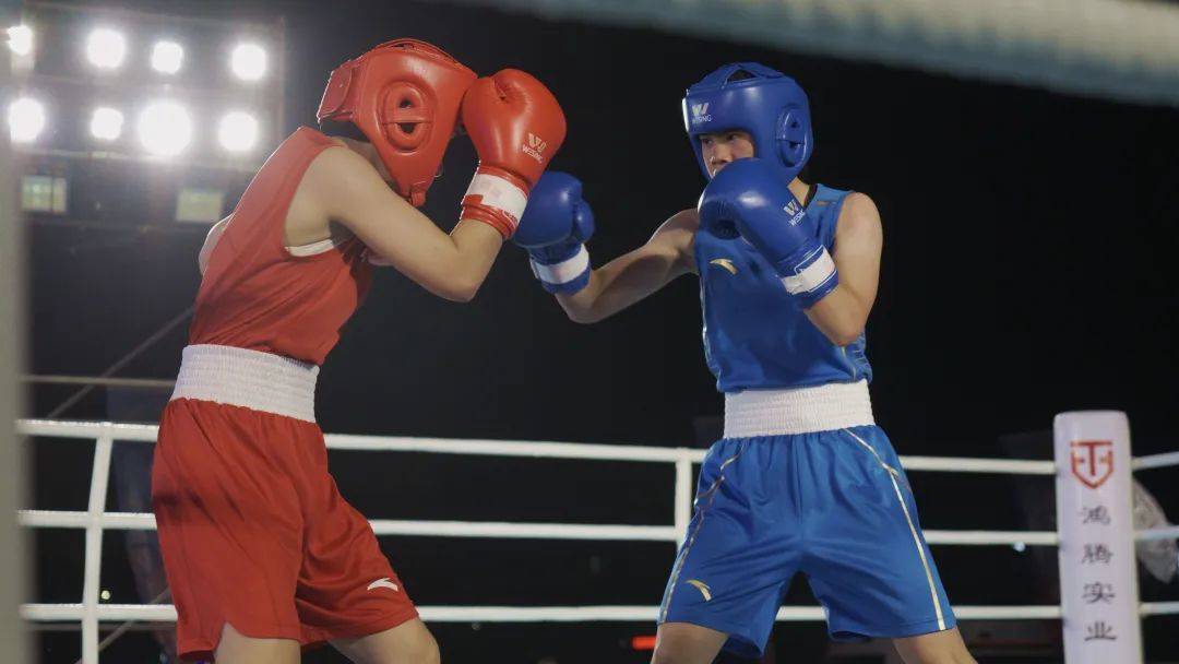 塞内加尔拳击选手斗志昂扬，功夫不负